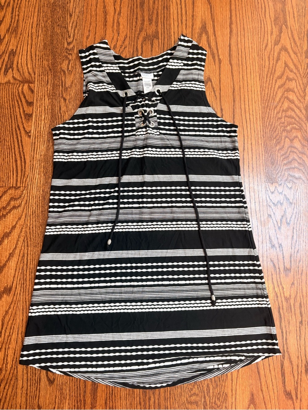 Dotti Black & White Macy’s Coverup, Size L